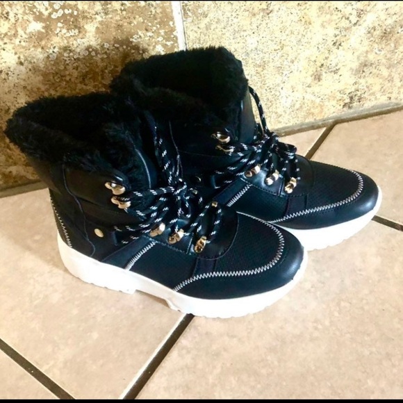 NEW Unionbay Women's Winter Snow Boots size 9 - Picture 3 of 8